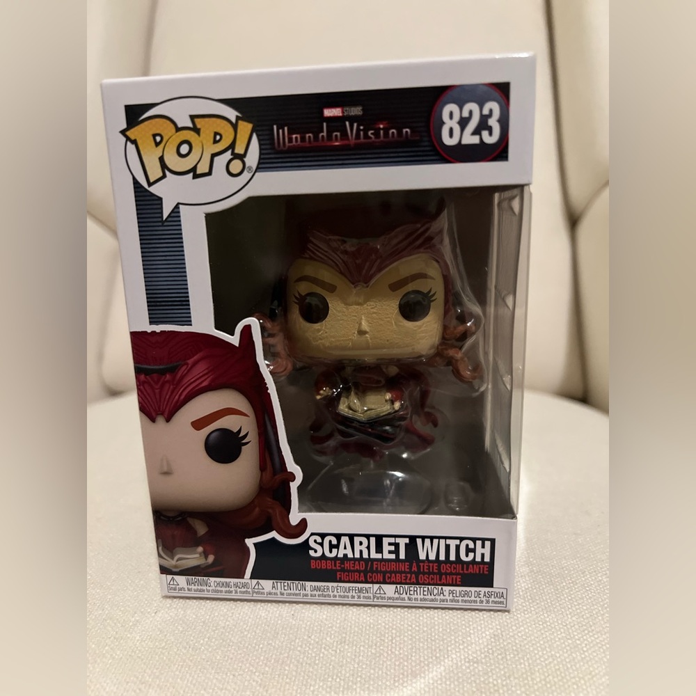 Funko Pop Marvel Wandavision Scarlet Witch Bobble-Head Vinyl Figure # 823